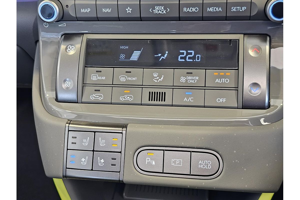 2025 Hyundai INSTER Cross AX.V1