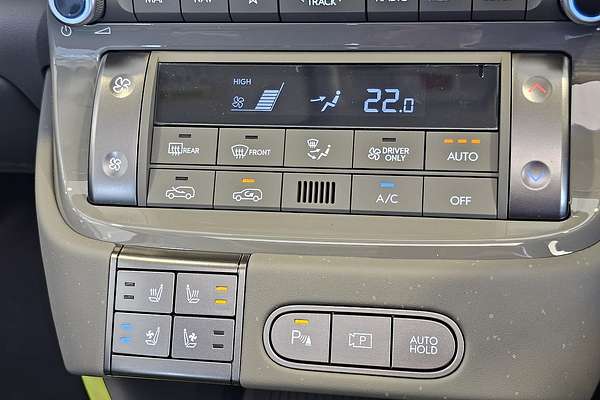 2025 Hyundai INSTER Cross AX.V1