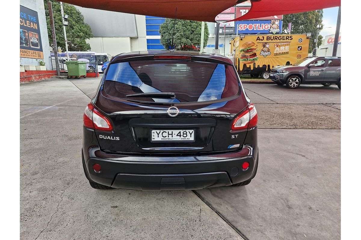 2013 Nissan Dualis ST J10 Series 4