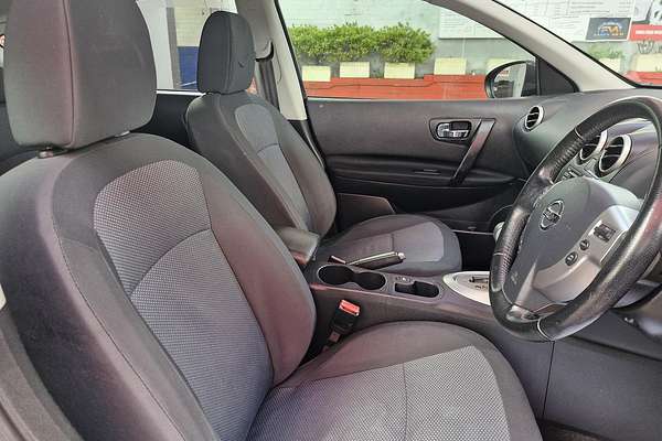 2013 Nissan Dualis ST J10 Series 4