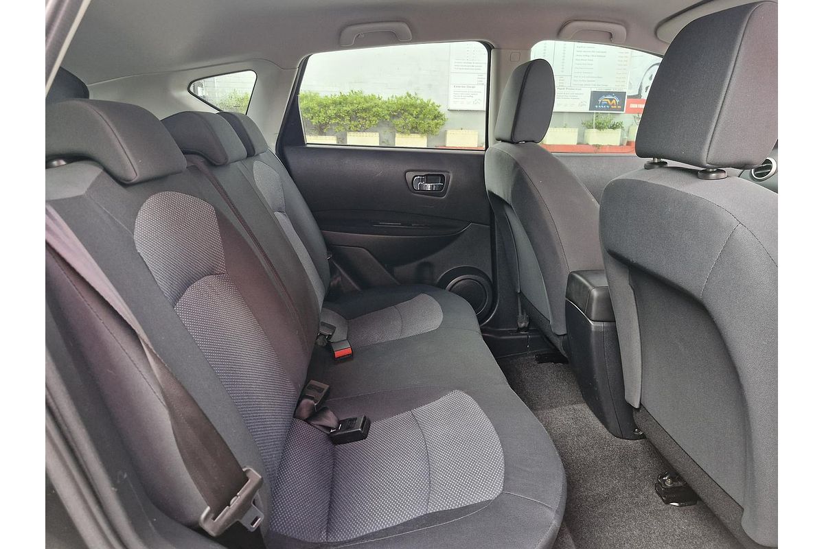 2013 Nissan Dualis ST J10 Series 4