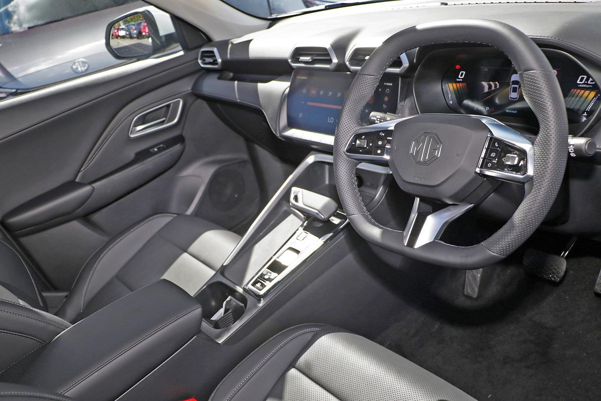 2025 MG ZS