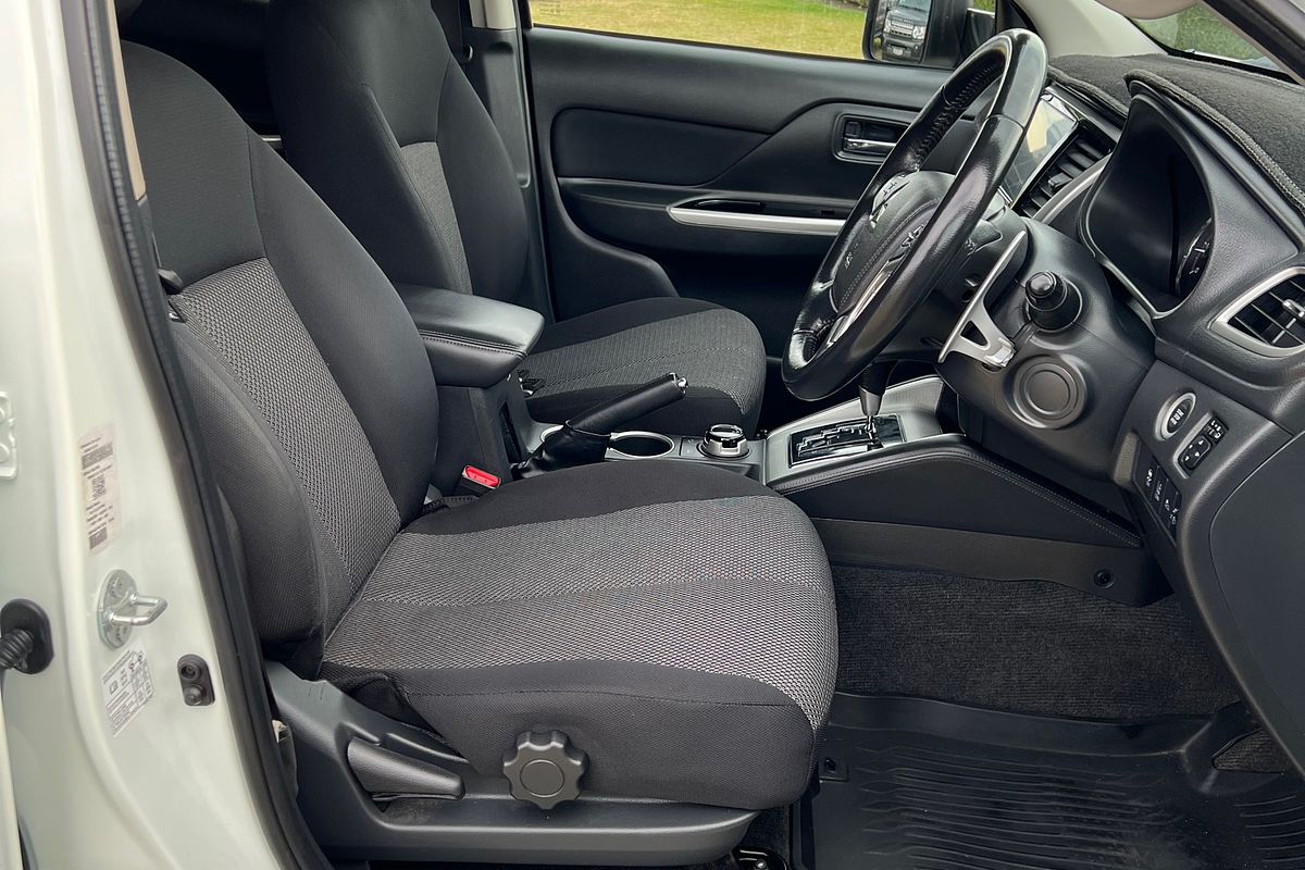 2019 Mitsubishi Triton GLS MR 4X4