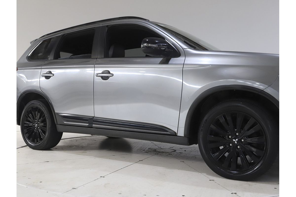 2020 Mitsubishi ZL Outlander BLACK EDN 2.4L P CVT 2WD 7S