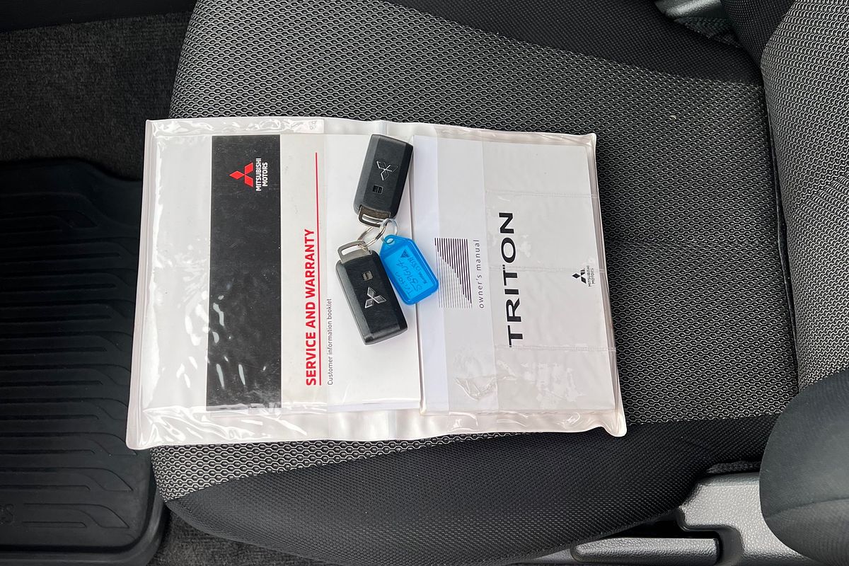 2019 Mitsubishi Triton GLS MR 4X4