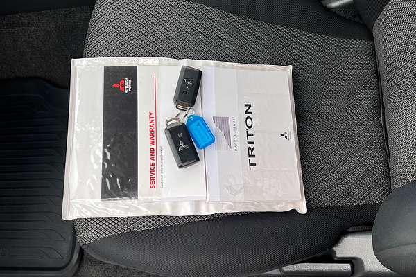 2019 Mitsubishi Triton GLS MR 4X4