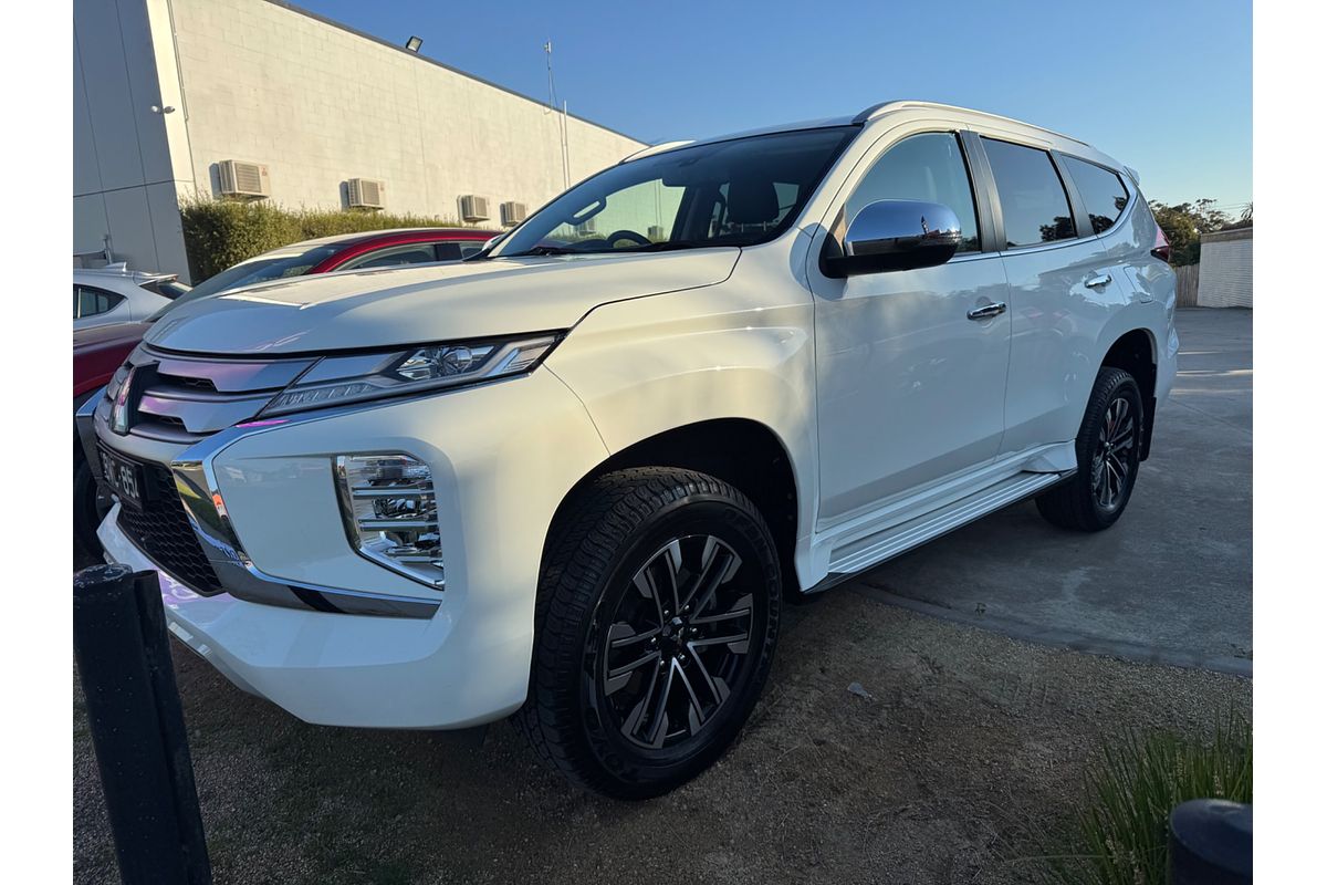 2022 Mitsubishi Pajero Sport GLS QF