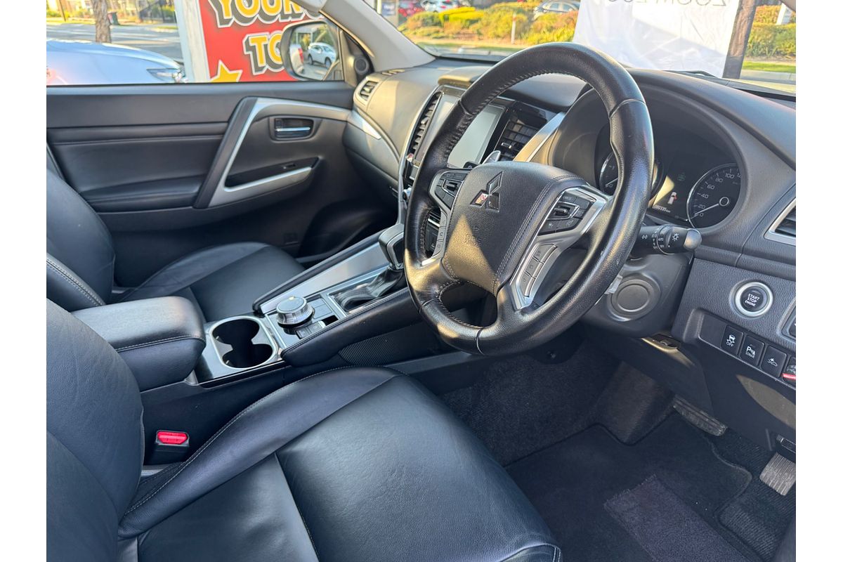 2022 Mitsubishi Pajero Sport GLS QF