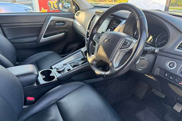 2022 Mitsubishi Pajero Sport GLS QF