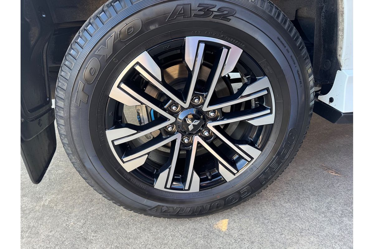 2022 Mitsubishi Pajero Sport GLS QF