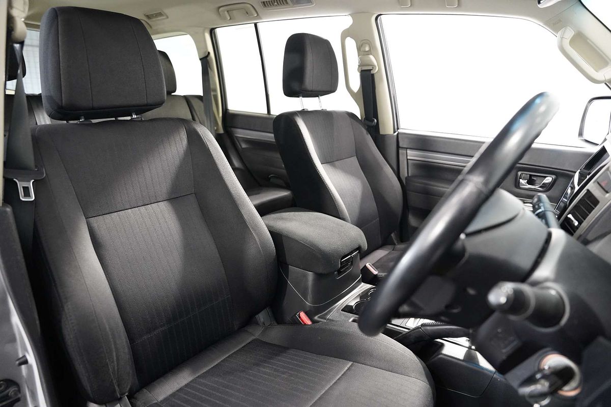 2020 Mitsubishi Pajero GLX NX