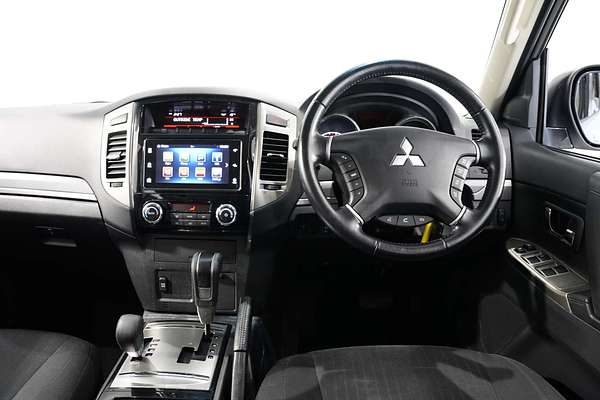 2020 Mitsubishi Pajero GLX NX