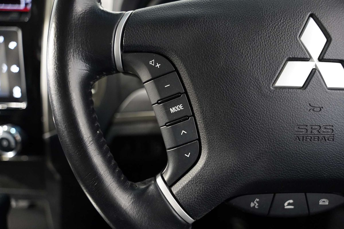2020 Mitsubishi Pajero GLX NX