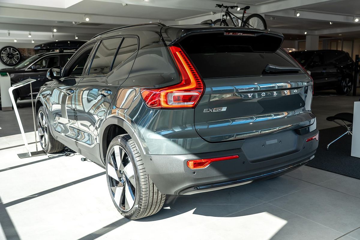 2025 Volvo EX40 Ultra Single Motor Extended Range