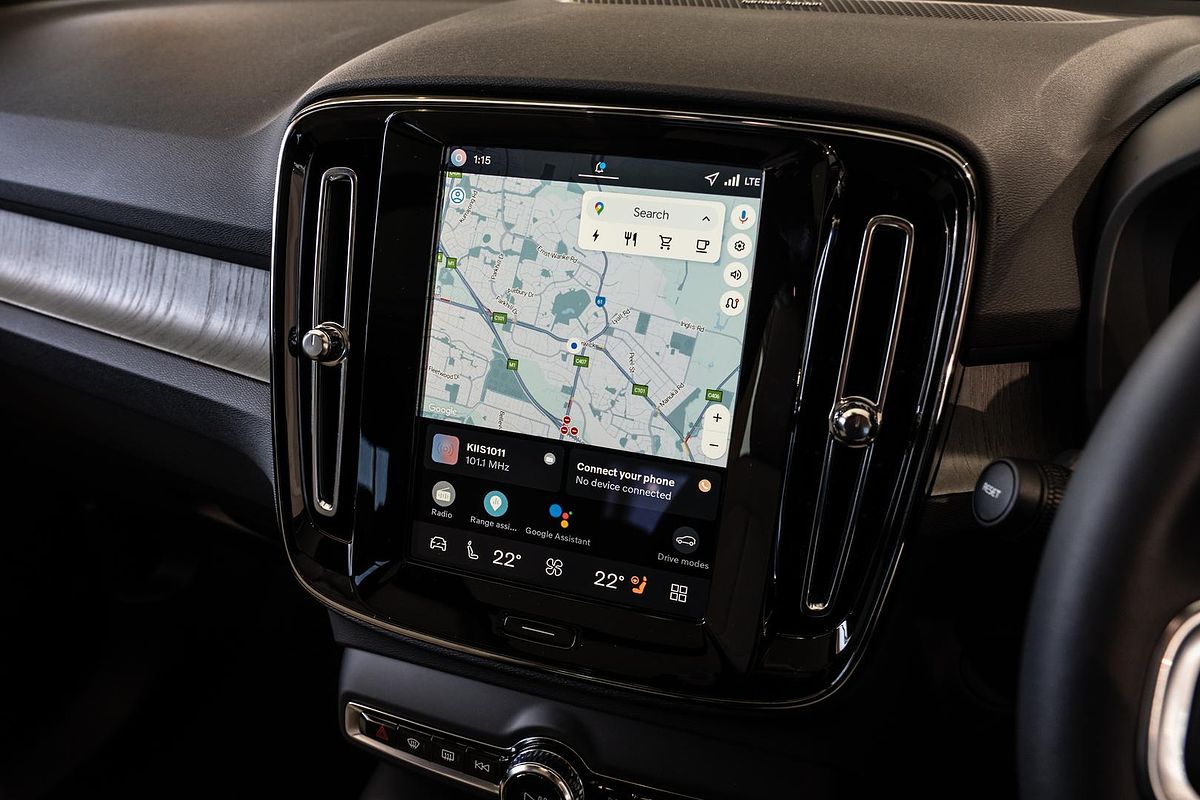2025 Volvo EX40 Ultra Single Motor Extended Range