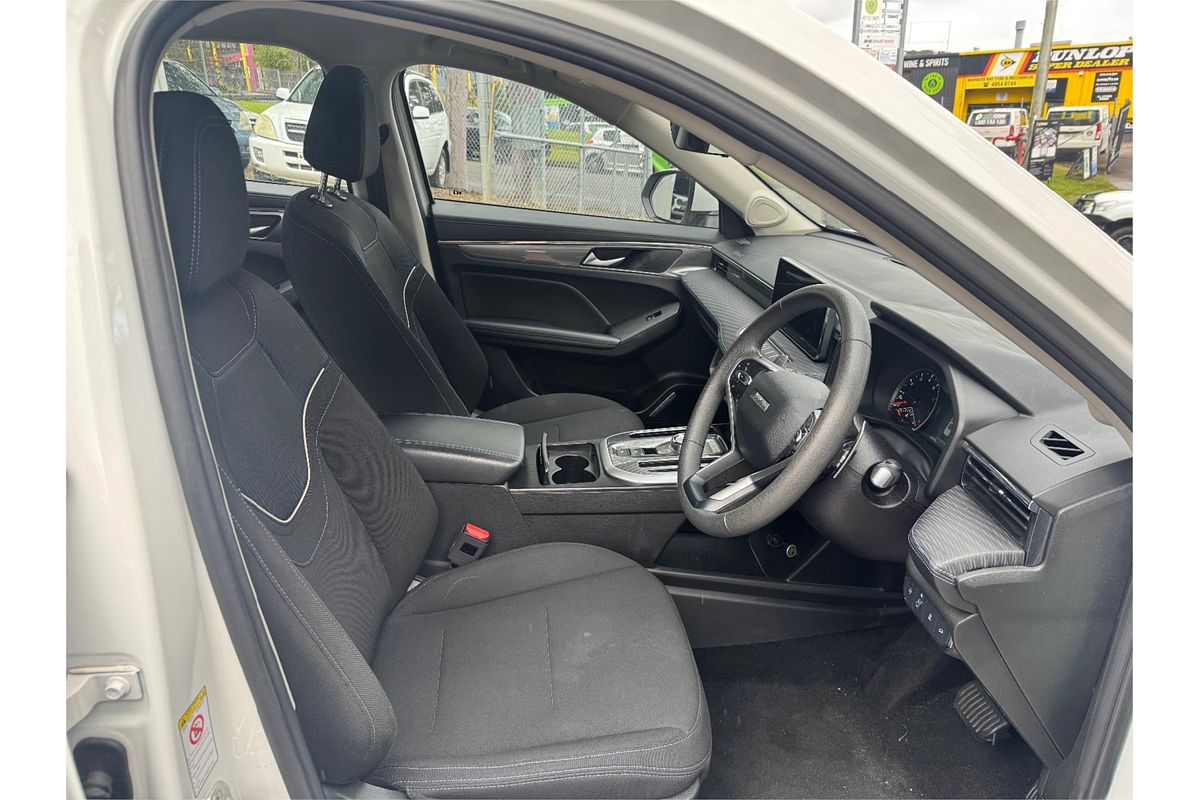 2022 GWM Haval Jolion LUX A01