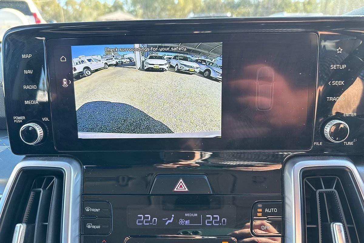 2022 Kia Sorento Sport MQ4