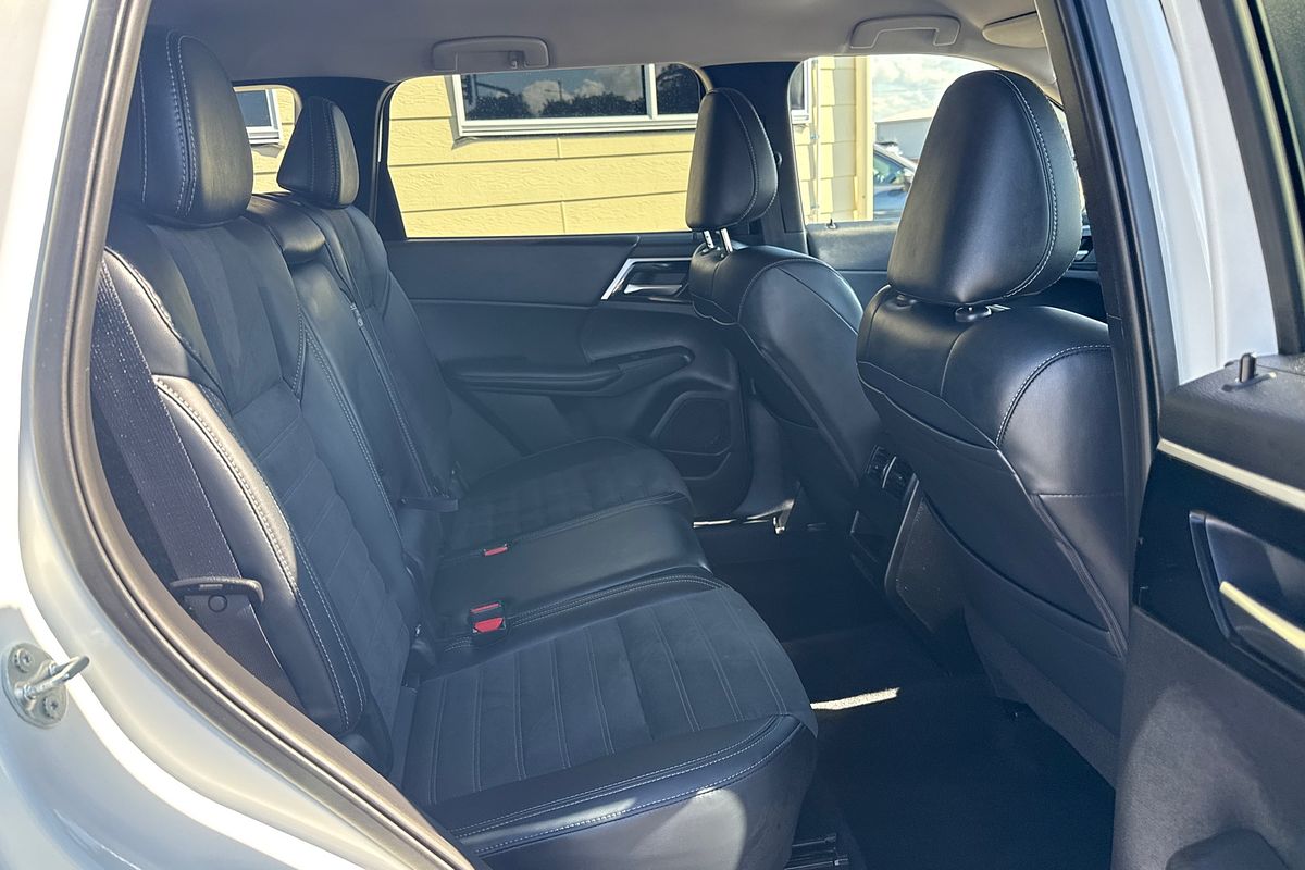 2024 Mitsubishi Outlander Aspire ZM
