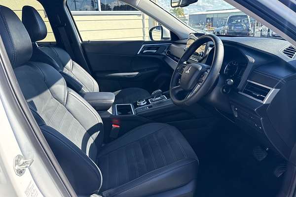 2024 Mitsubishi Outlander Aspire ZM