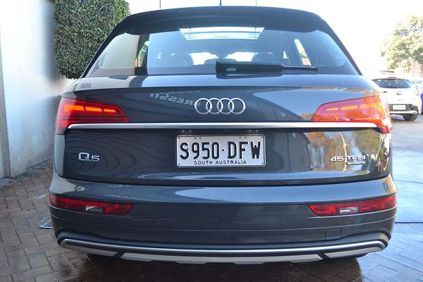 2023 Audi Q5 45 TFSI Sport FY