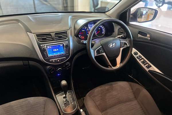 2015 Hyundai Accent Active RB2