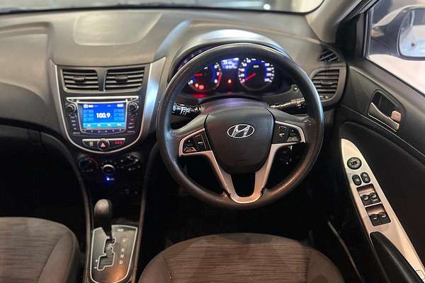 2015 Hyundai Accent Active RB2