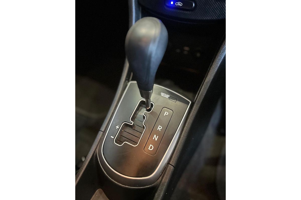 2015 Hyundai Accent Active RB2