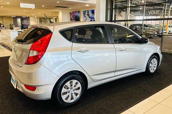 2015 Hyundai Accent Active RB2