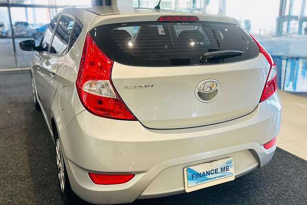 2015 Hyundai Accent Active RB2