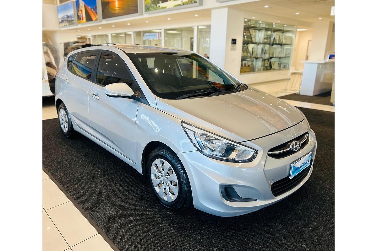 2015 Hyundai Accent Active RB2