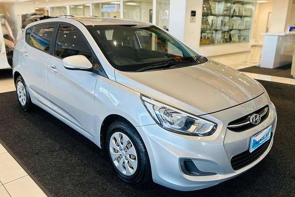 2015 Hyundai Accent Active RB2