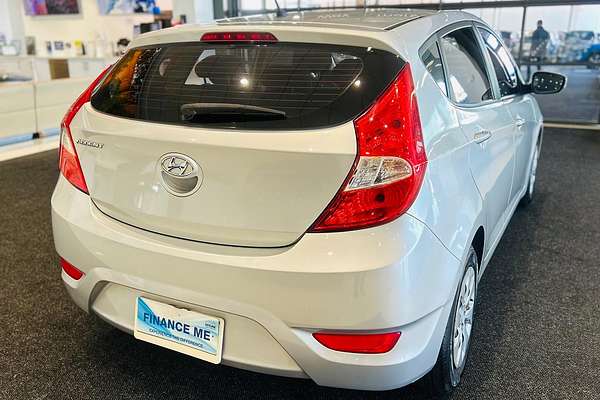 2015 Hyundai Accent Active RB2