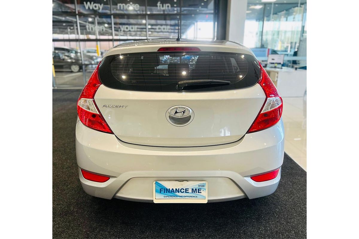 2015 Hyundai Accent Active RB2