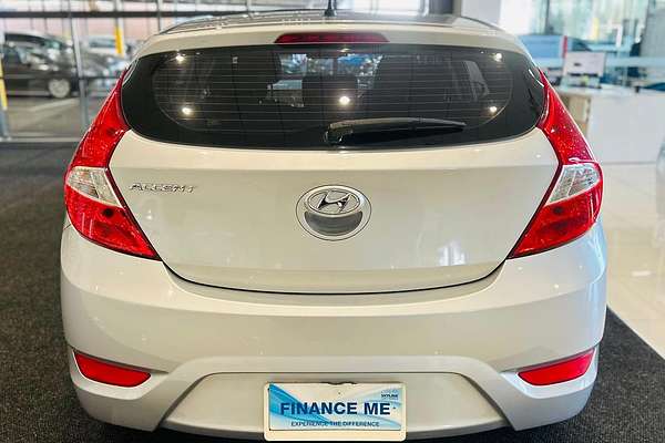 2015 Hyundai Accent Active RB2