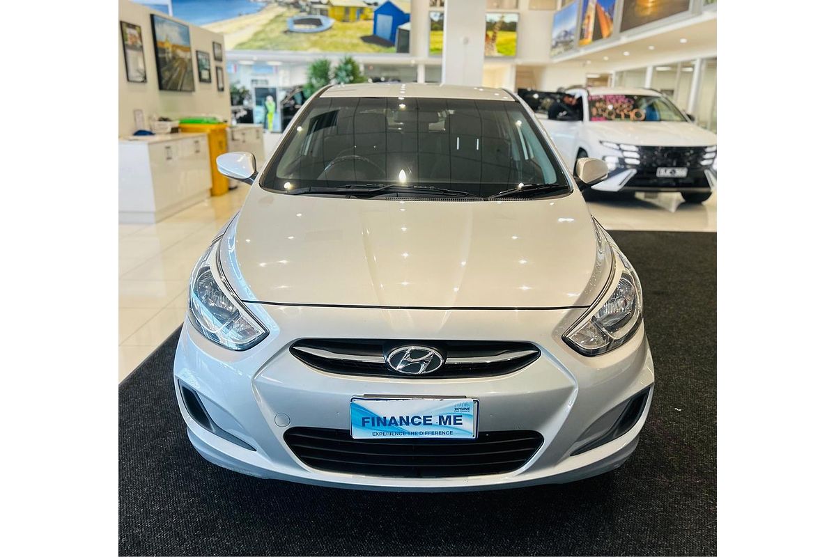 2015 Hyundai Accent Active RB2