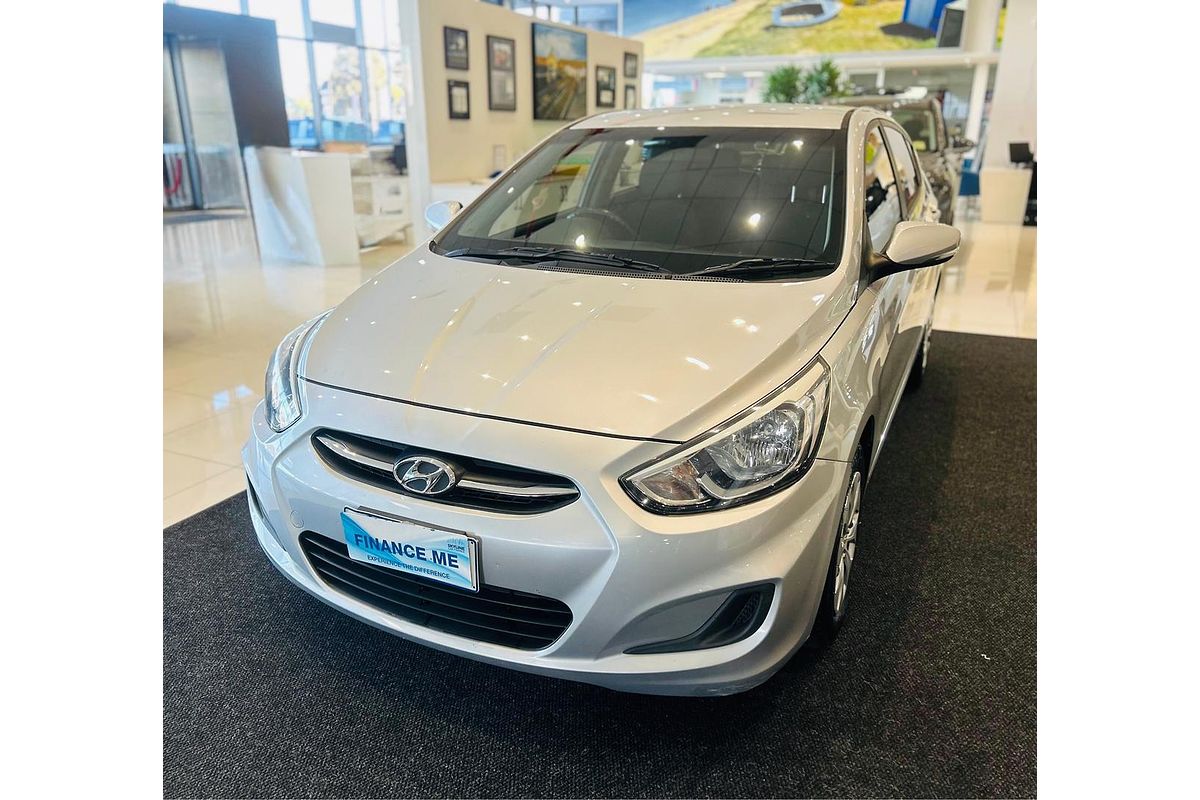 2015 Hyundai Accent Active RB2