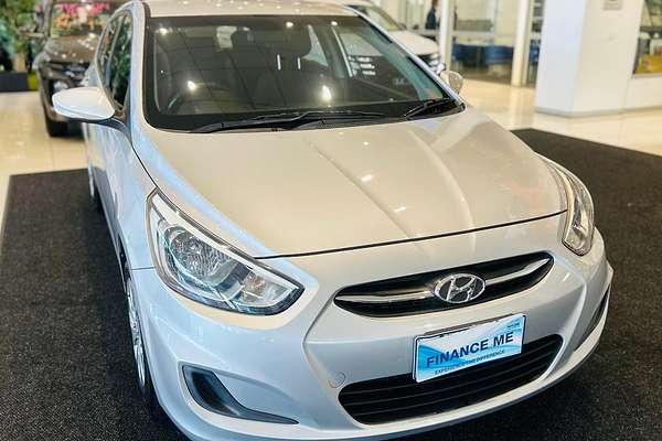 2015 Hyundai Accent Active RB2