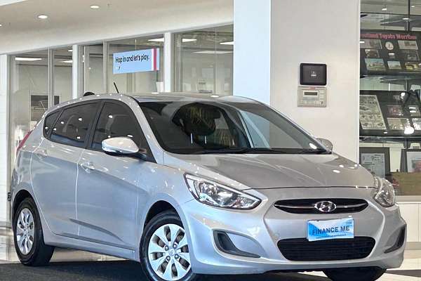 2015 Hyundai Accent Active RB2