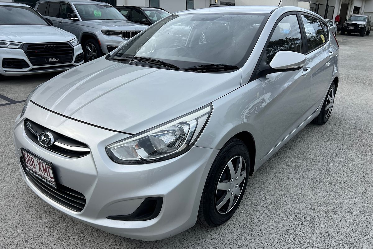 2015 Hyundai Accent Active RB2