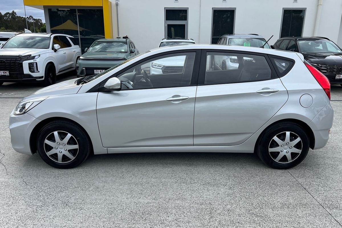 2015 Hyundai Accent Active RB2