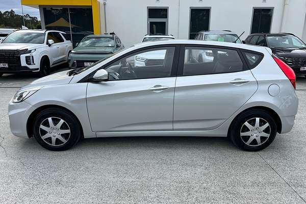 2015 Hyundai Accent Active RB2