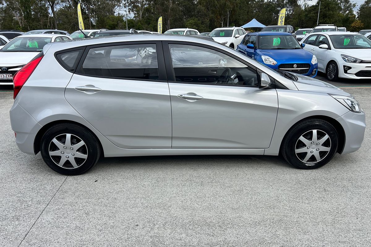 2015 Hyundai Accent Active RB2