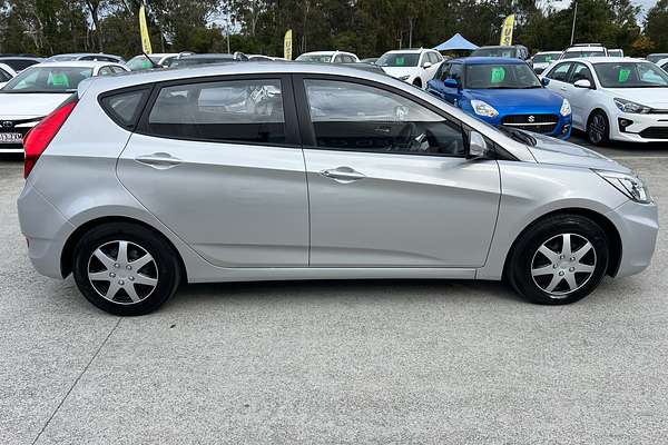 2015 Hyundai Accent Active RB2