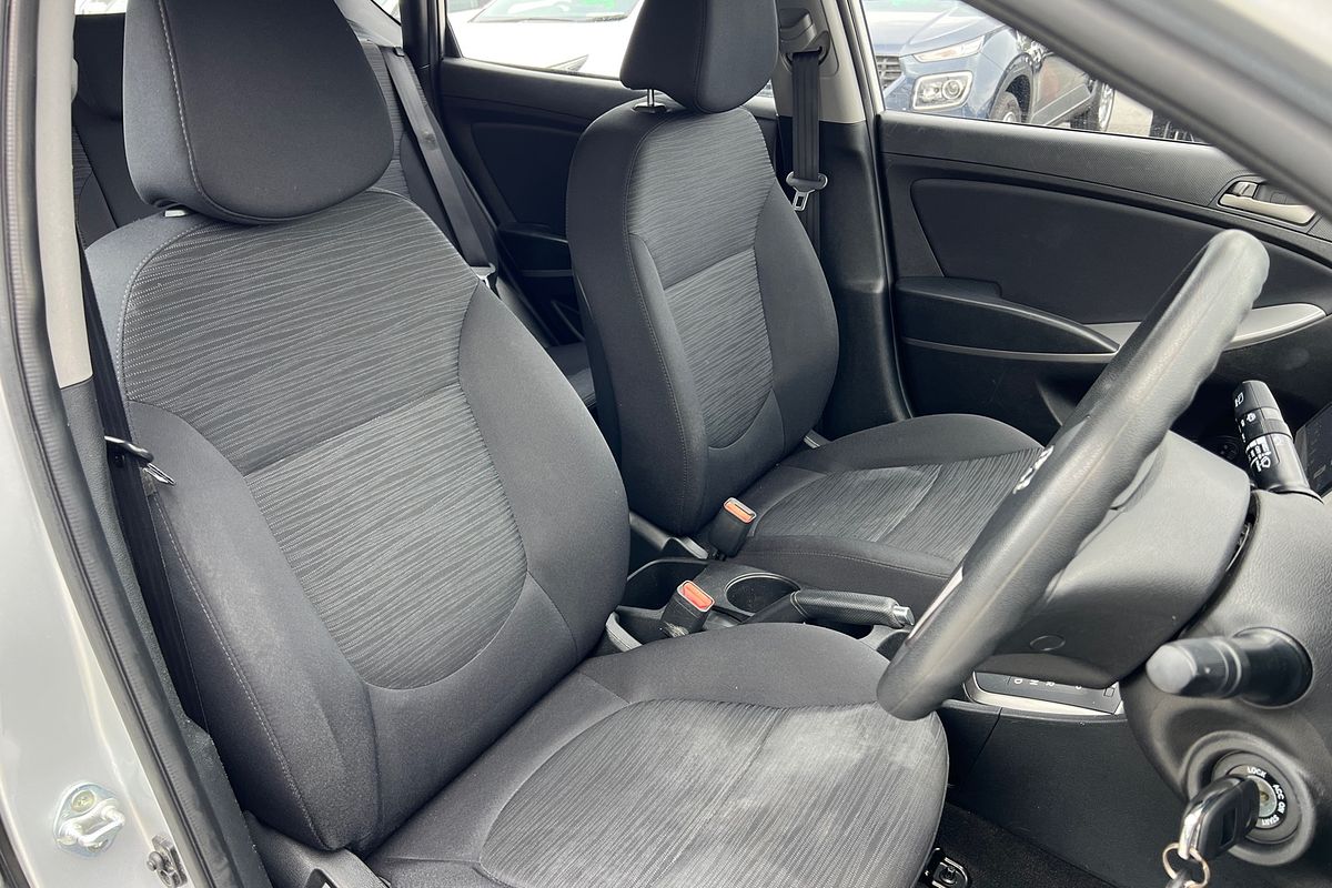 2015 Hyundai Accent Active RB2