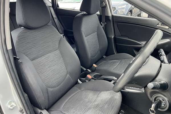2015 Hyundai Accent Active RB2
