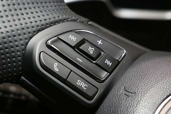 2024 MG ZS Excite AZS1