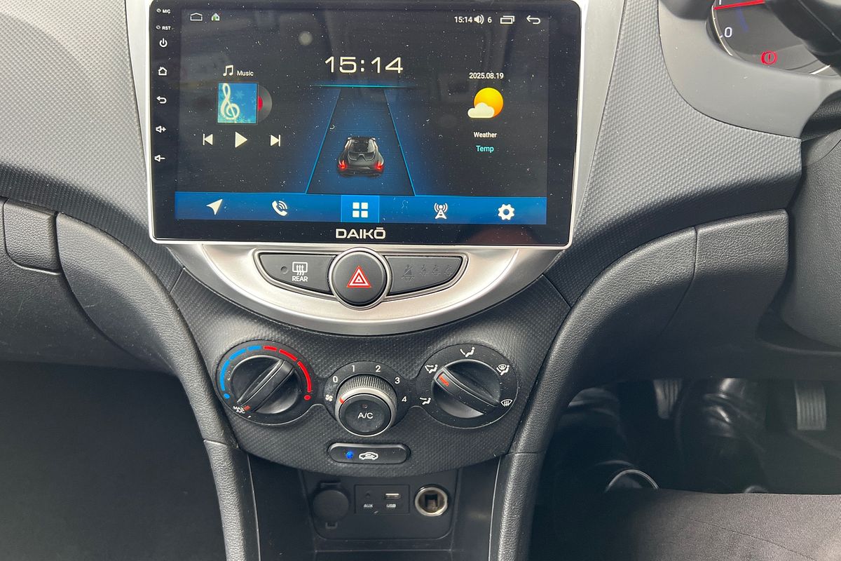 2015 Hyundai Accent Active RB2