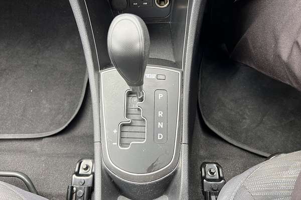 2015 Hyundai Accent Active RB2