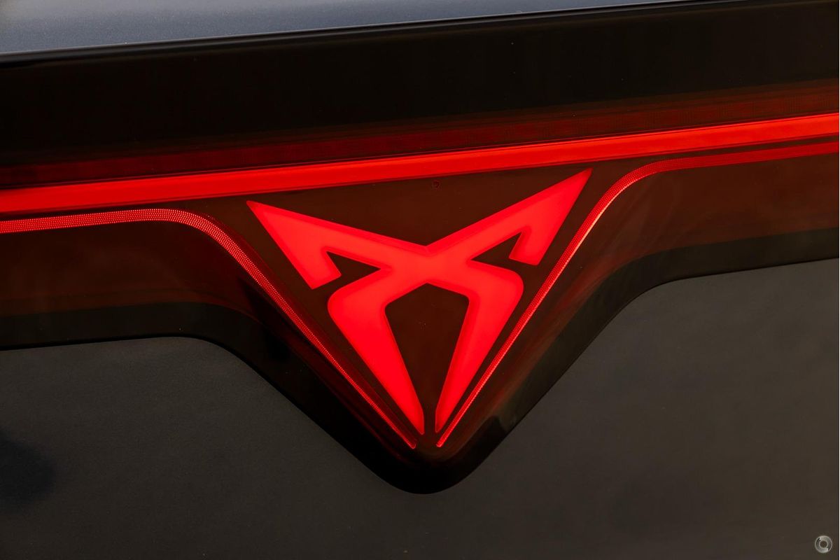 2025 CUPRA Tavascan VZ KR
