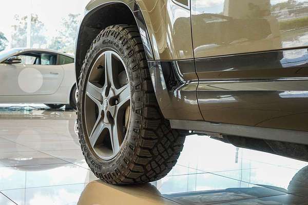 2021 Land Rover Defender 110 P400 X-Dynamic HSE L663